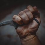 Младеж в критично състояние след намушкване пред магазин в „Студентски град“